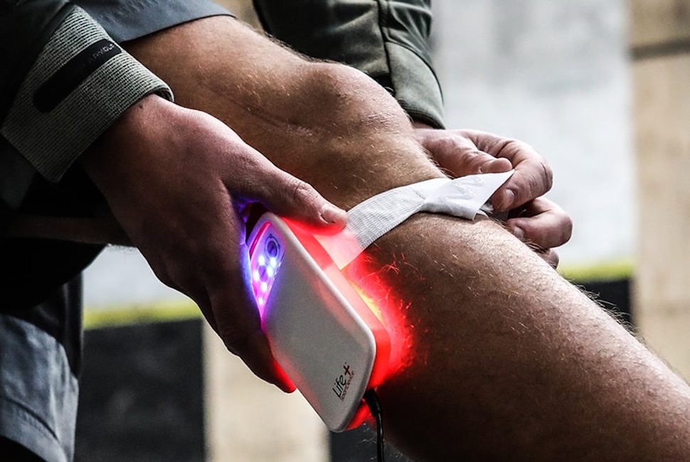 Life Plus SportDevice la récupération par la lumière rouge